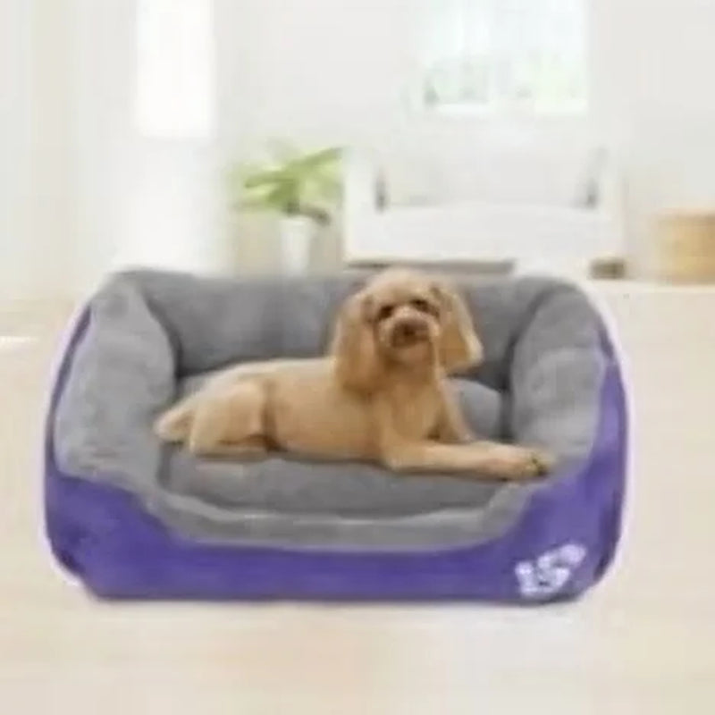 Rectangular Washable Pet Bed with Soft Plush Fleece for Dogs and Cats, Anti-Slip Waterproof Base, Ideal for Small Pets